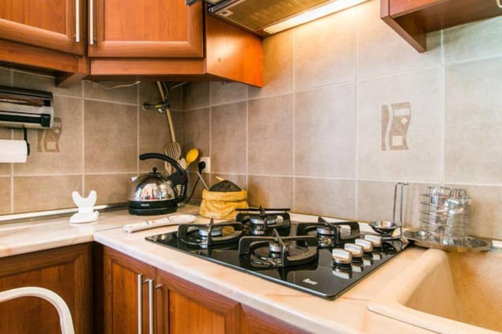 Уютная Квартирка В Центре Тбилиси! Buitenkant foto